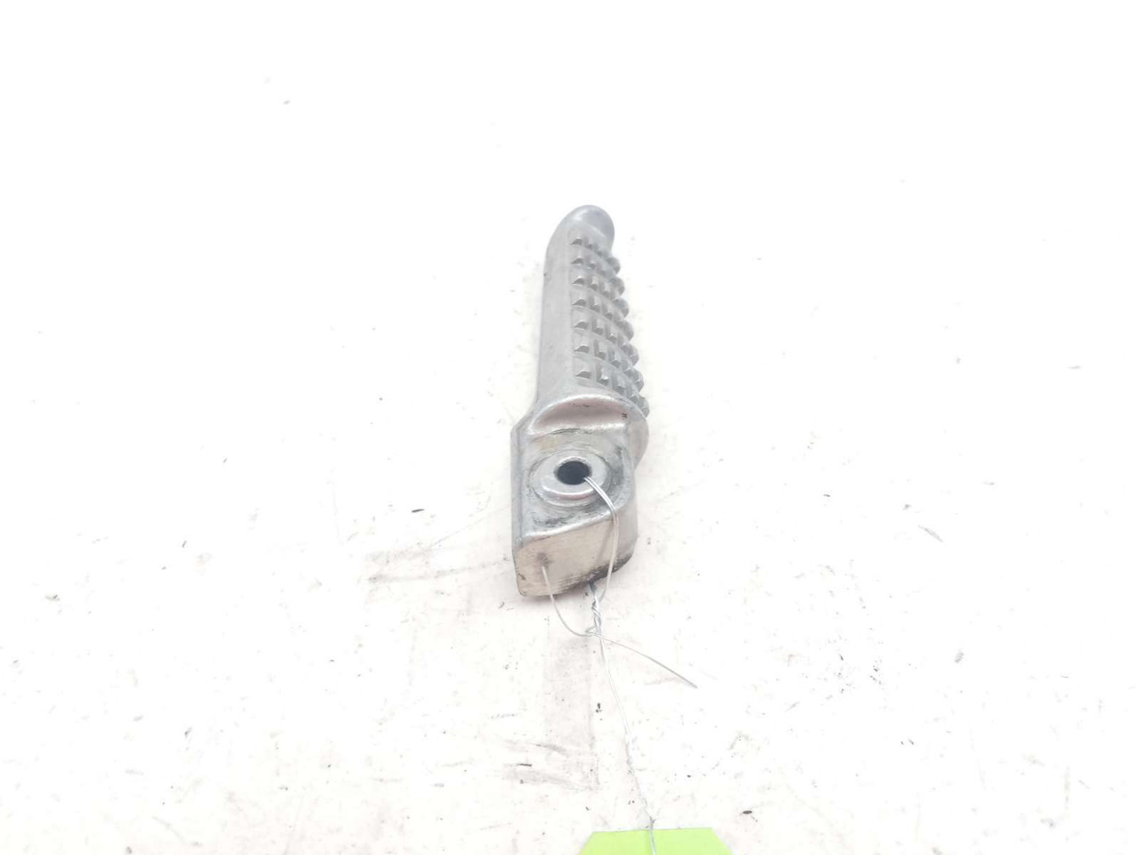 06 07 Kawasaki Ninja ZX10 ZX10R Right Rear Passenger Foot Peg