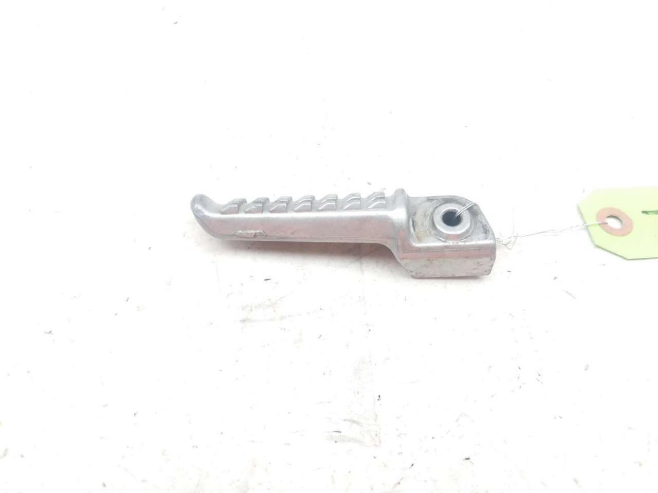 06 07 Kawasaki Ninja ZX10 ZX10R Right Rear Passenger Foot Peg