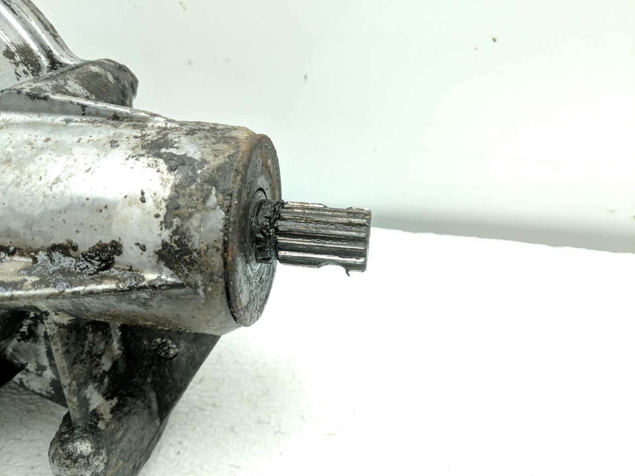 18 Kubota RTV X1140 Front Differential Gearcase Assembly