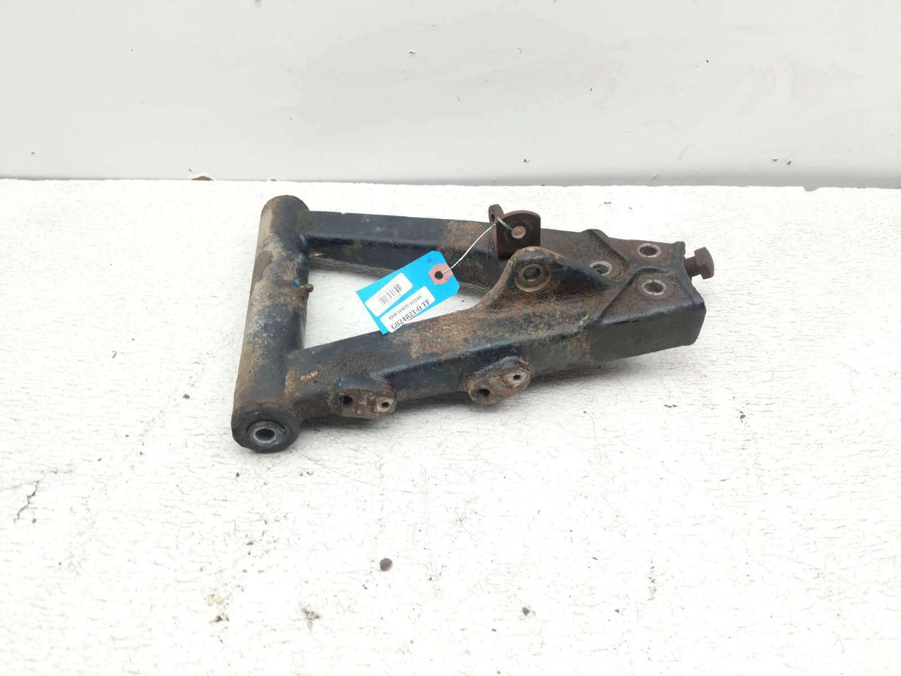 18 Kubota RTV X1140 Front Right Control A Arm Upper K7591-18740