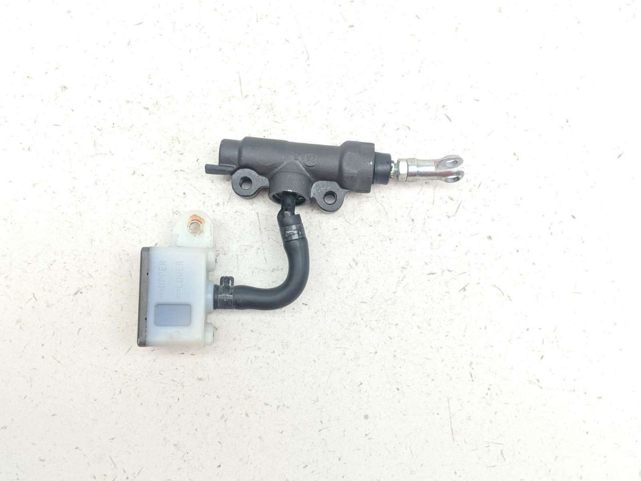 ペピ 21-24 Kawasaki ZX10R Ninja ZX 10 Rear Brake Master Cylinder - Sun