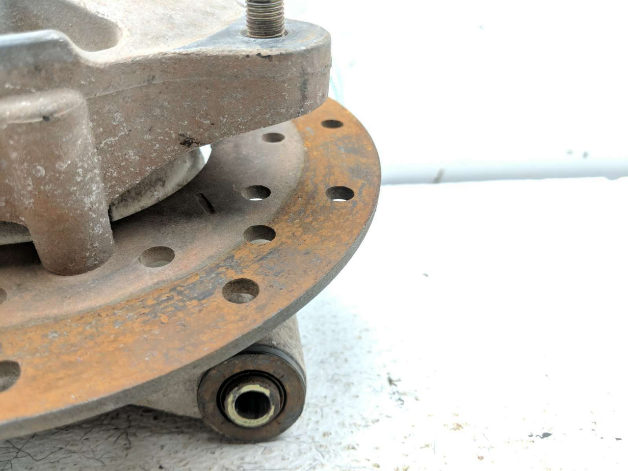 18 19 Polaris Ace 570 Rear Left Wheel Hub w/ Disc Brake Rotor