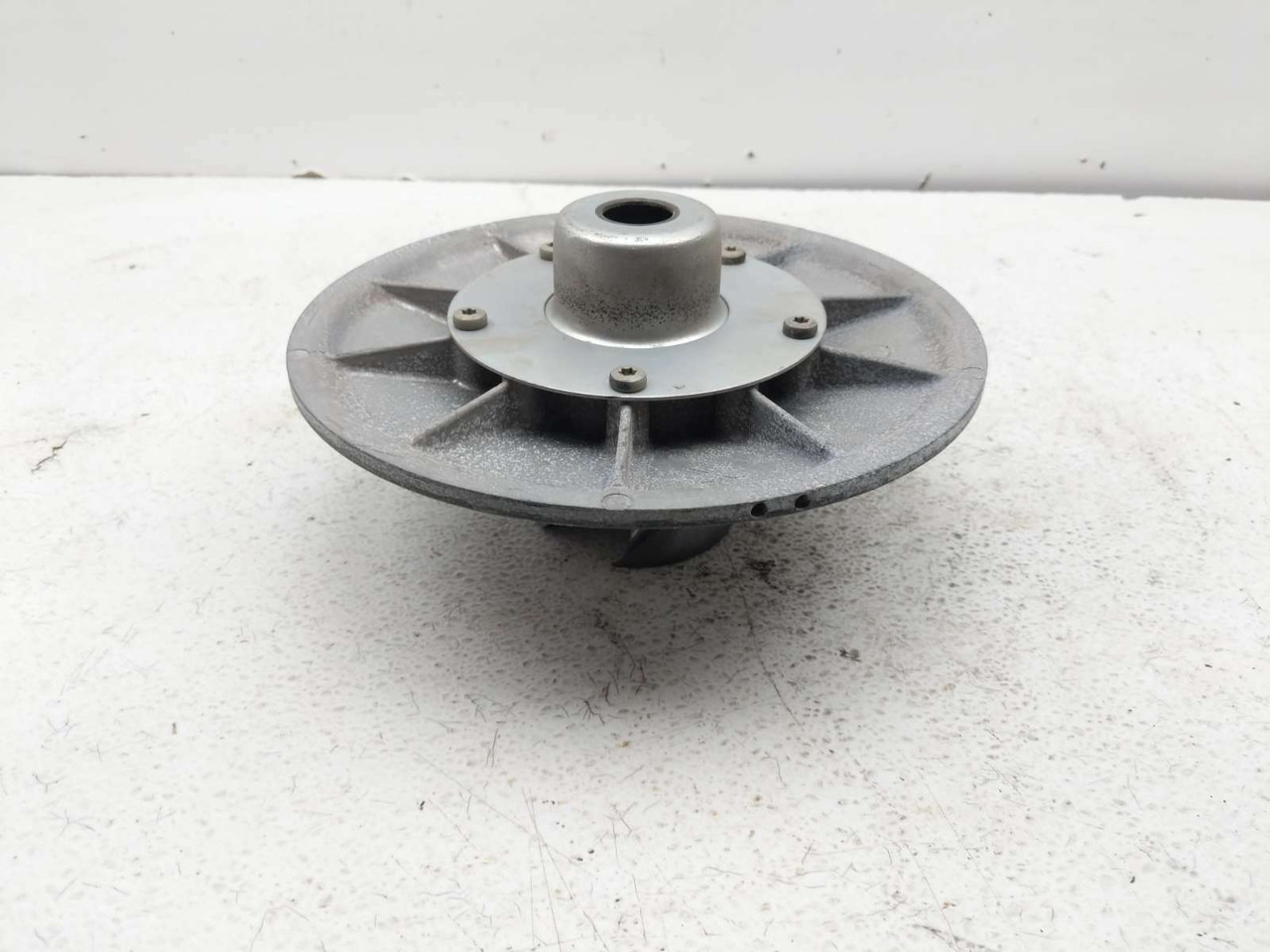 18 19 Polaris Ace 570 CVT Secondary Driven Clutch 240504 - Sun