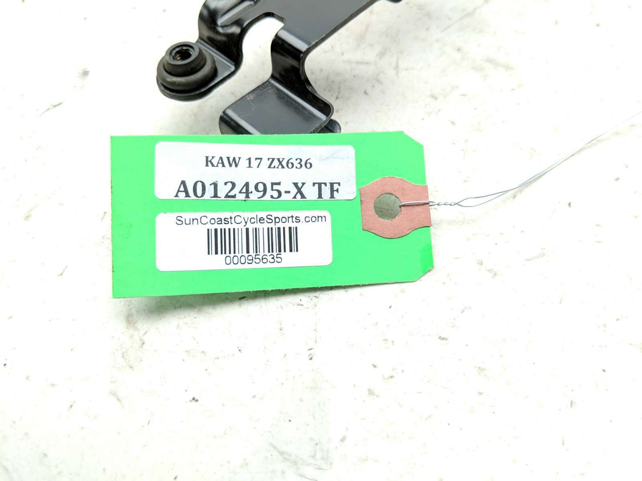 ID:20113901　金庫 13-18 Kawasaki ZX 636 ZX6R Seat Mount Bracket Holder - Sun Coast
