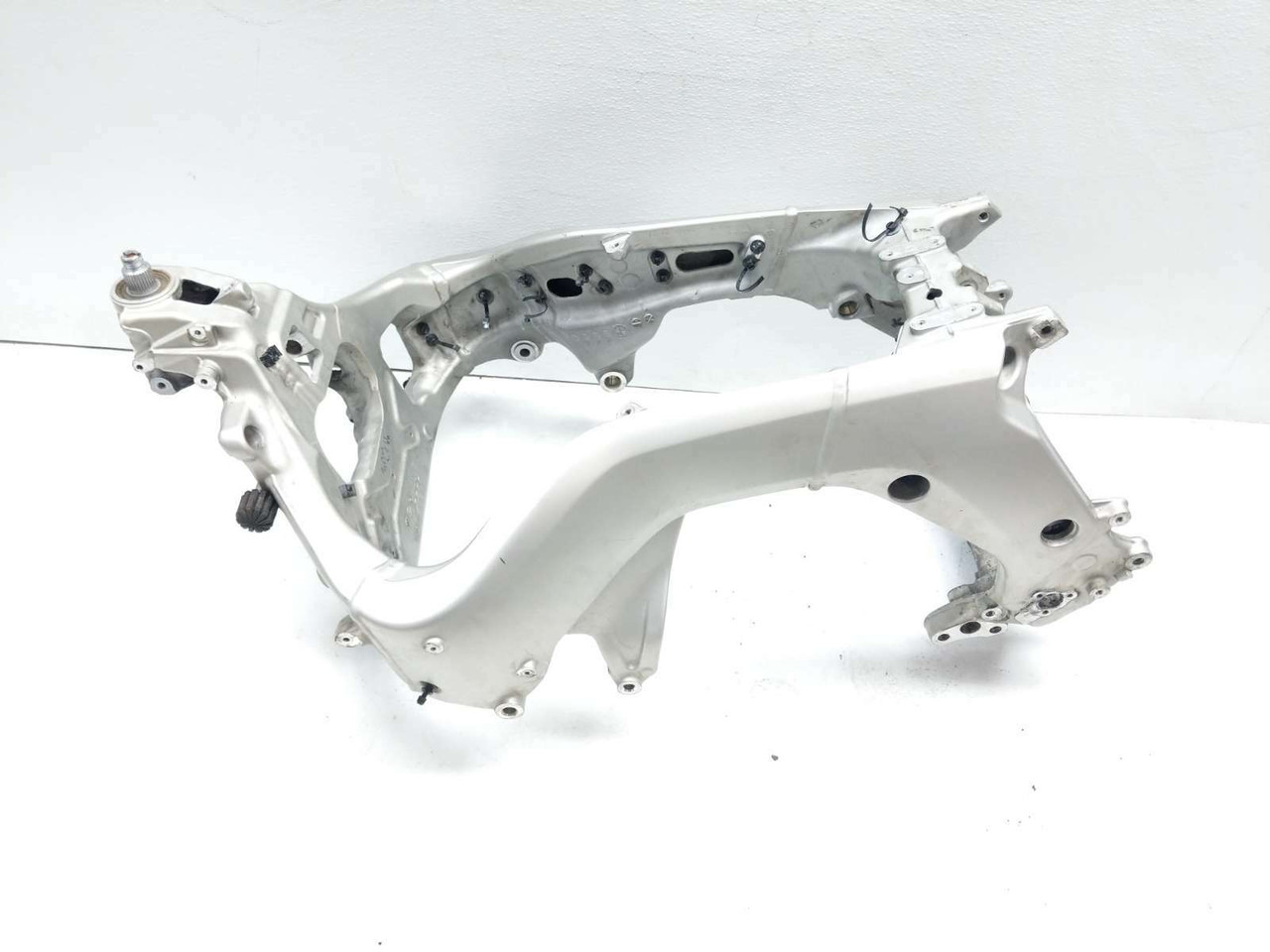 11-15 BMW K1600 GTL Main Frame Chassis STRAIGHT SLVG 7722202 - Sun