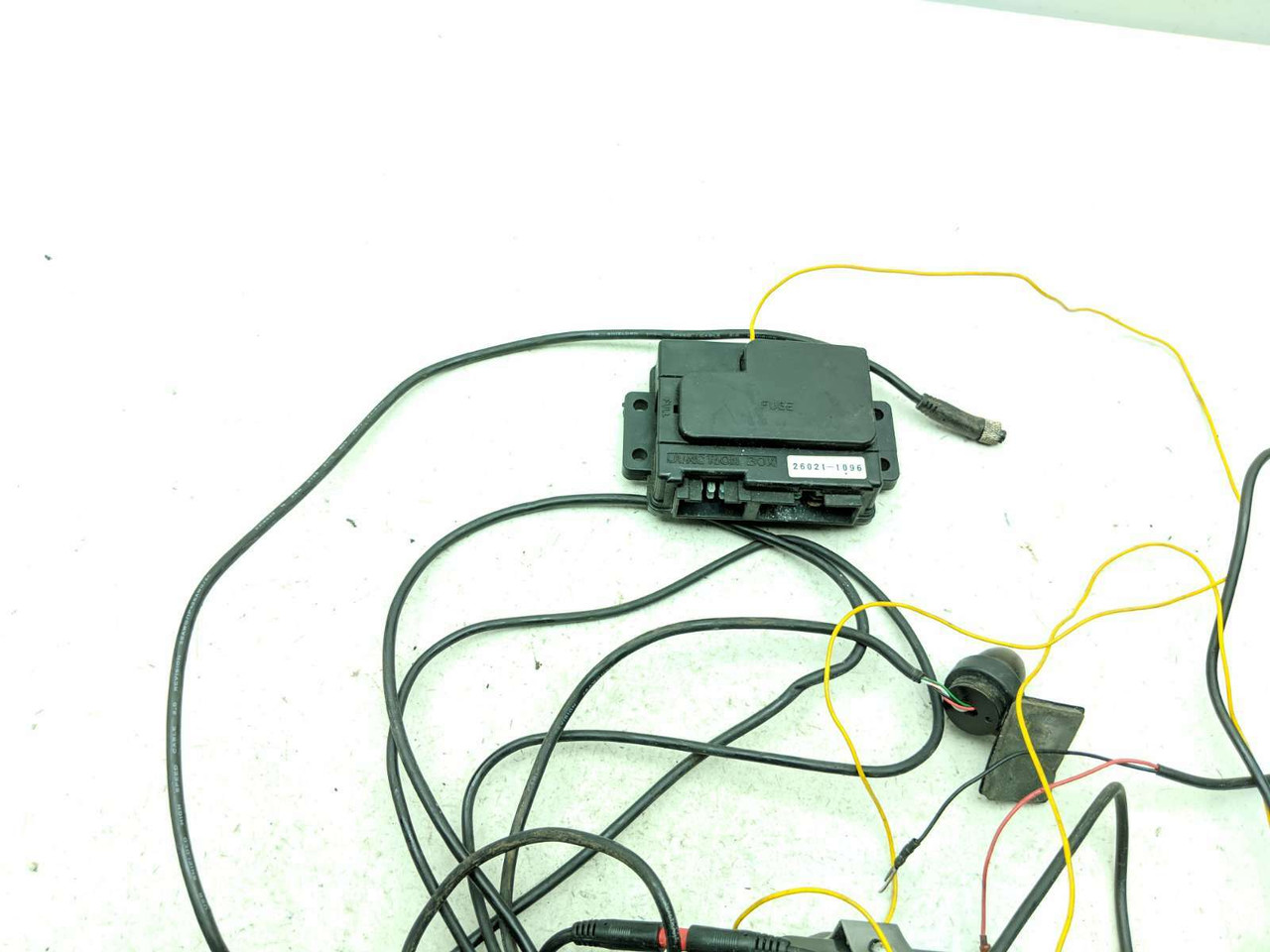 01-05 Kawasaki ZRX 1200 VSUSTO Dash Cam w/ Fuse Box 26021-1096