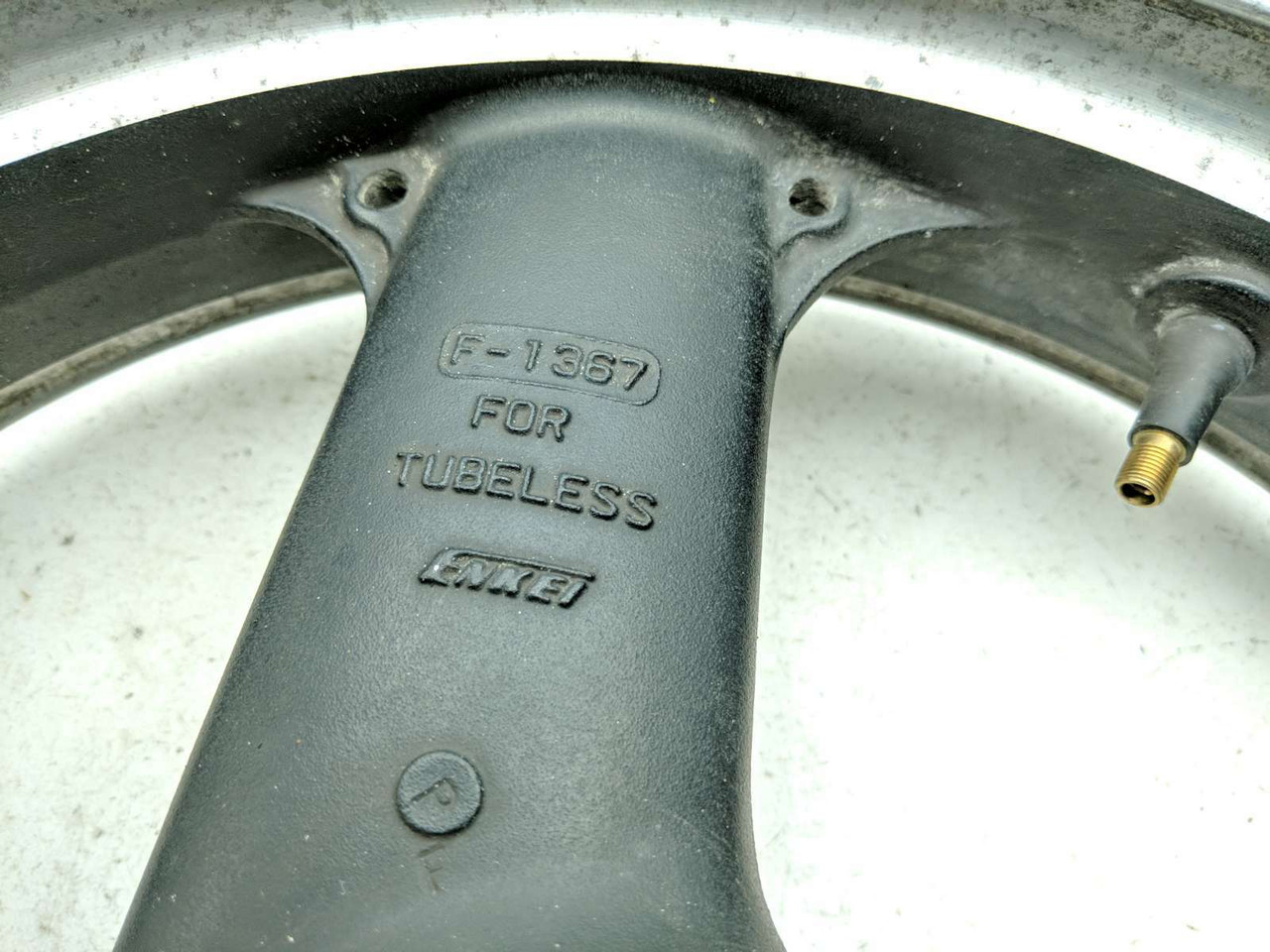 01-05 Kawasaki ZRX 1200 Front Wheel Rim STRAIGHT 17x3.50 - Sun