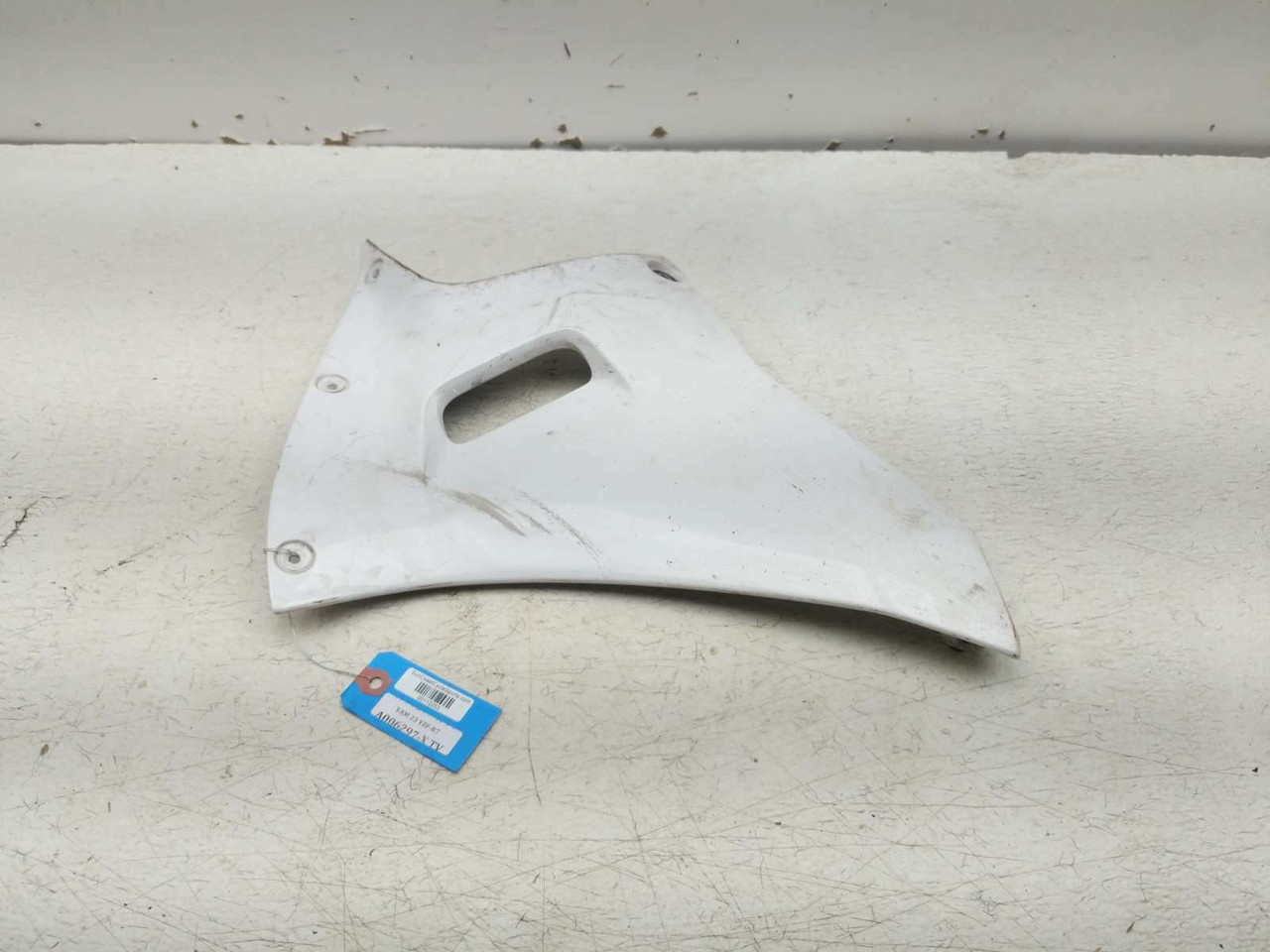 22-24 Yamaha YZF-R7 YZF R7 Left Side Lower Belly Fairing Cover