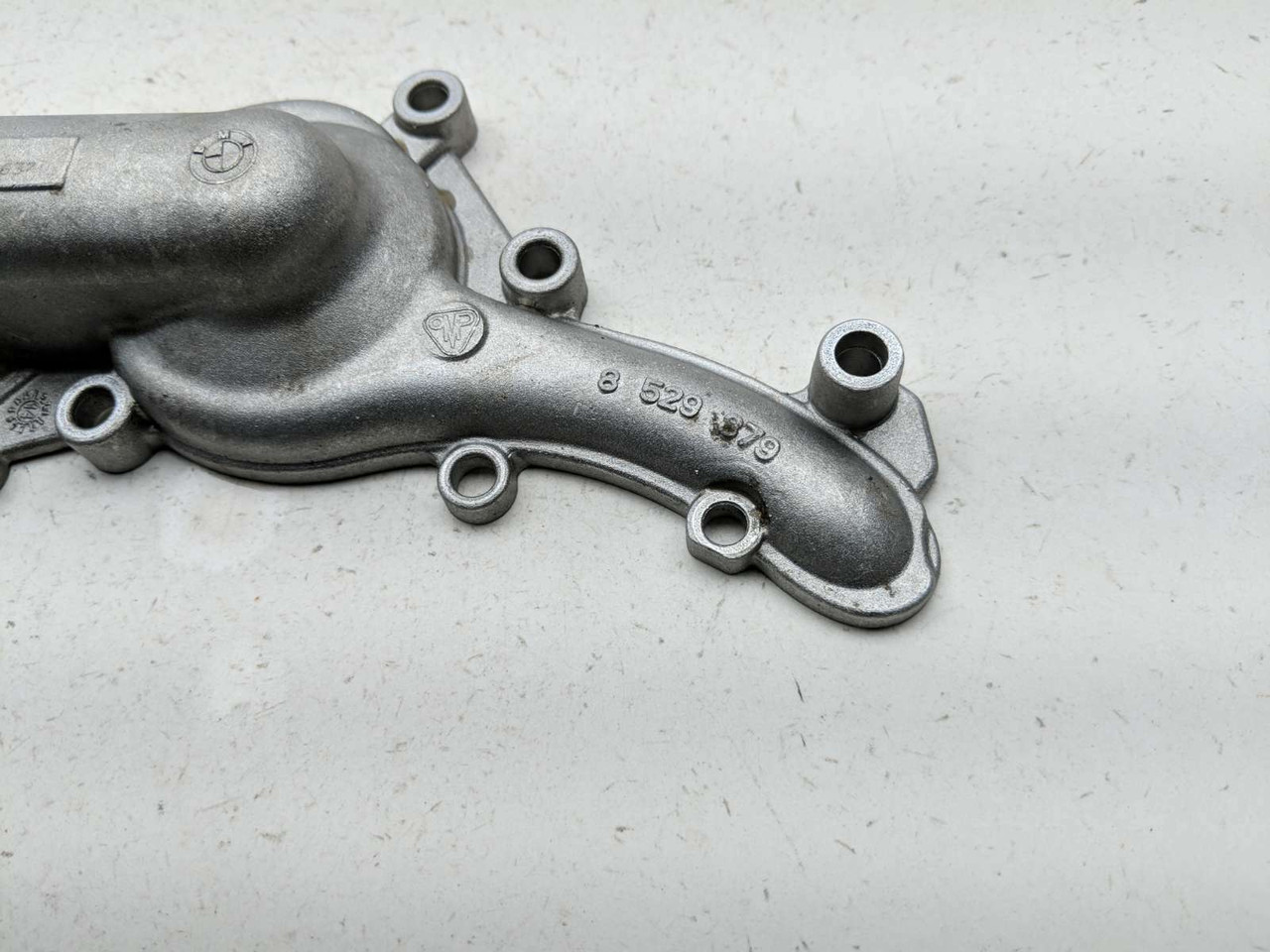 14-18 BMW R1200 R1200RT Engine Motor Water Pump Cover 8529879