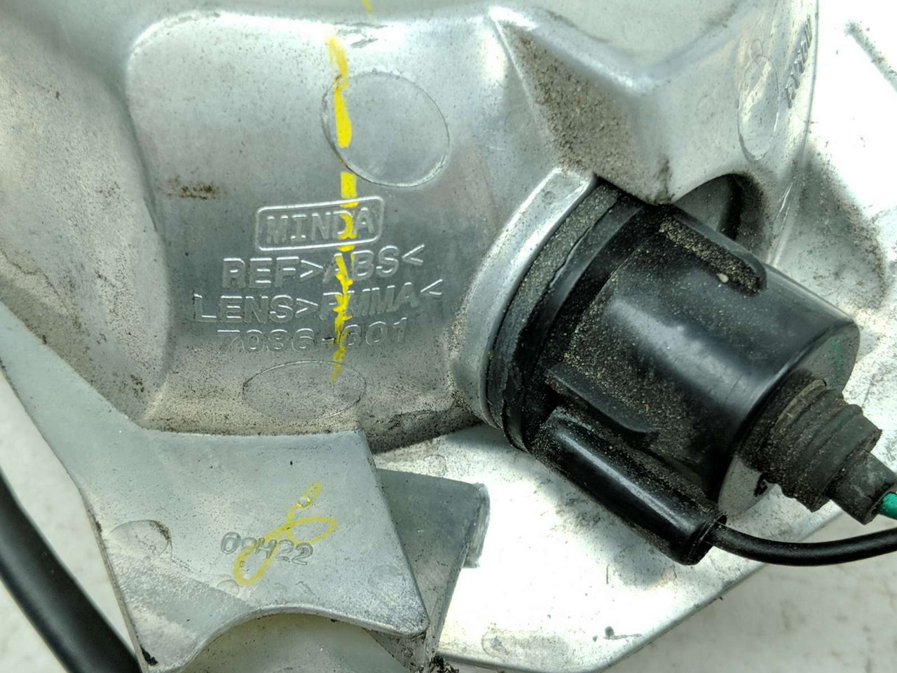 18-23 Kawasaki Ninja EX 400 Front Left Turn Signal Flasher