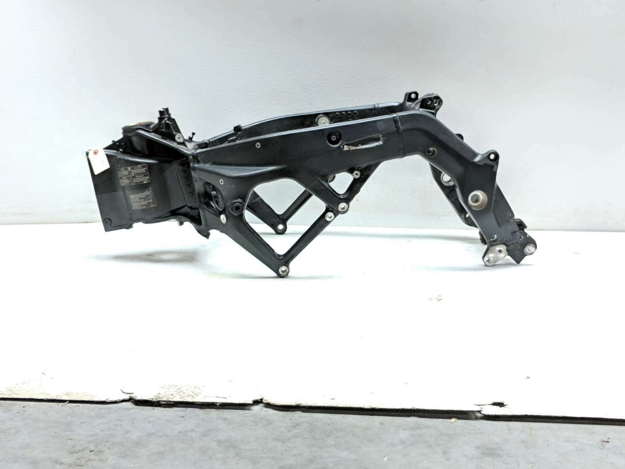 15-19 BMW S1000XR Main Frame Chassis STRAIGHT SLVG - Sun Coast