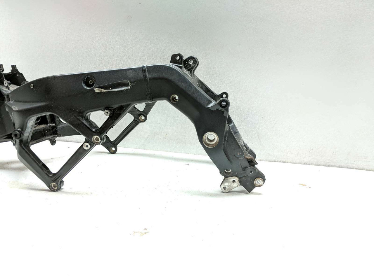 15-19 BMW S1000XR Main Frame Chassis STRAIGHT SLVG - Sun Coast