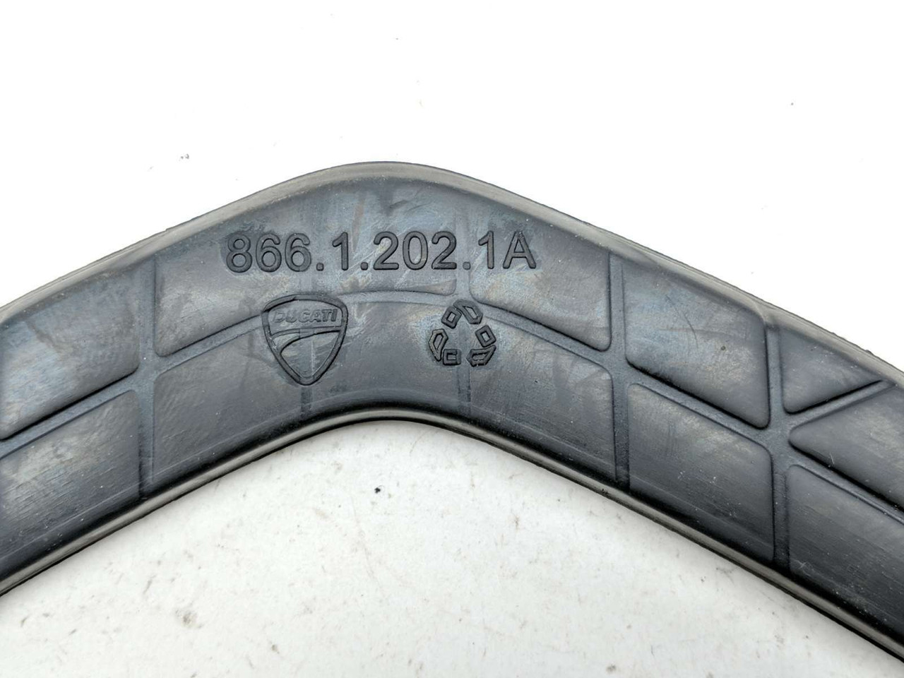 10-18 Ducati Multistrada 1200 Rubber Plate Pad Top Plate 86612021A