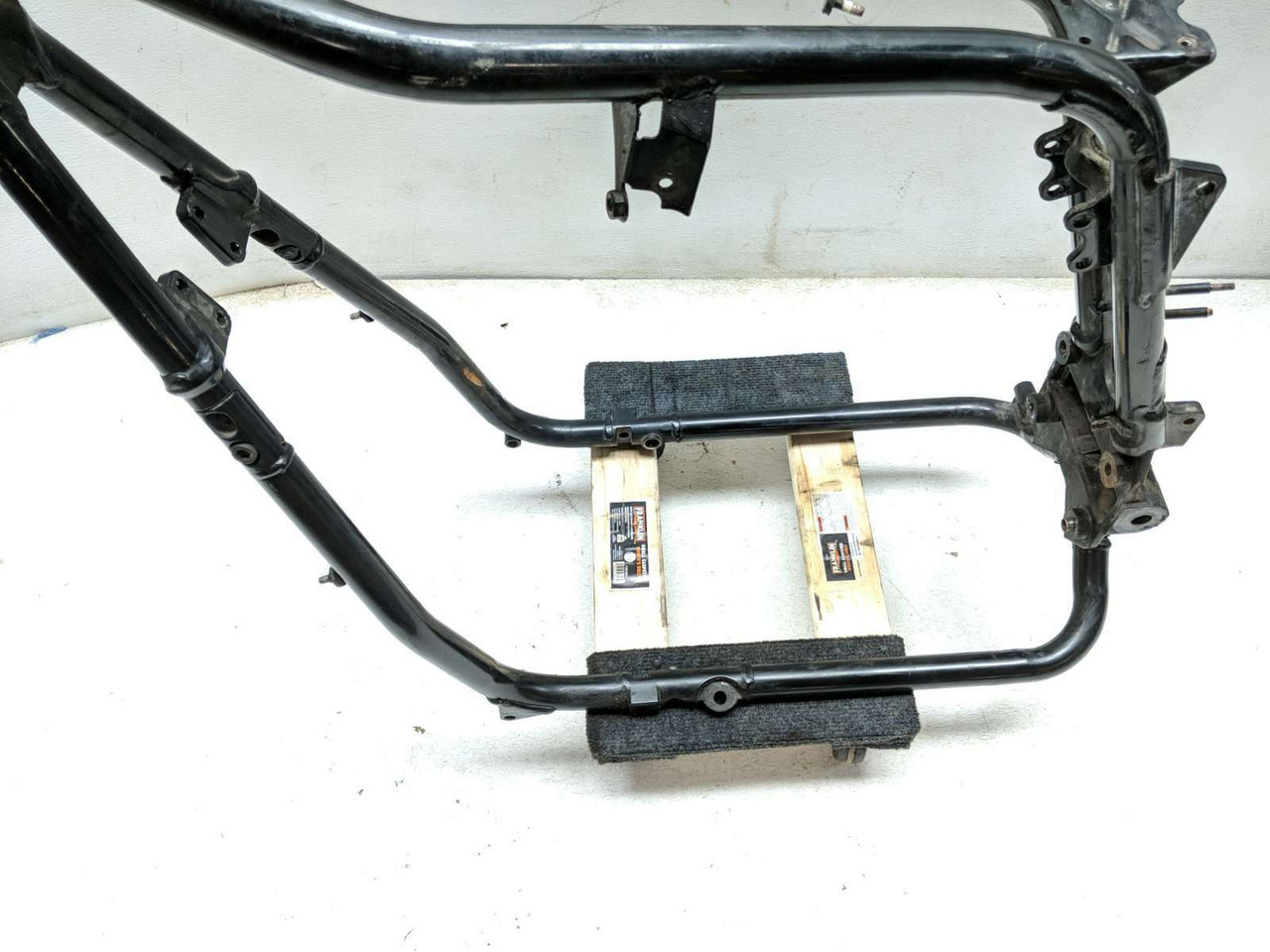 98-06 Victory V92 V92C Deluxe Main Frame Chassis STRAIGHT SLVG