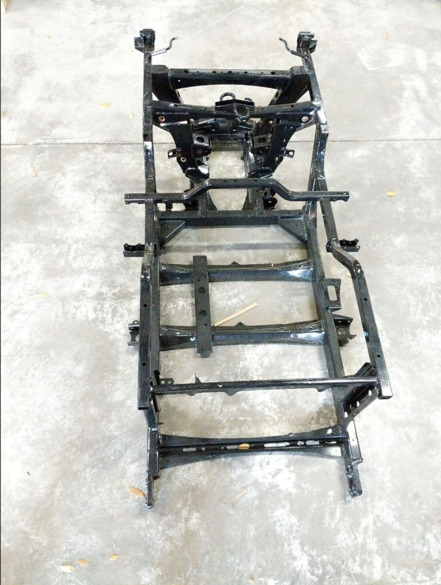 その他 03 2016-2024 Honda Pioneer 1000 OEM Rear Chassis Frame 50000-HL4-A00