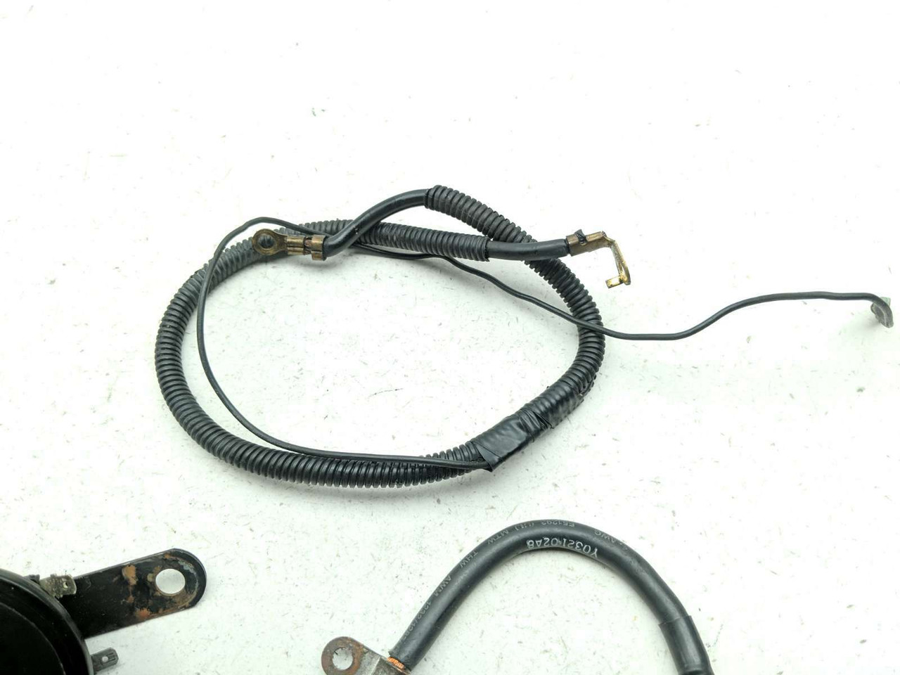 05 Buell Lightning XB12 Horn With Battery Cables Set Y032102A8