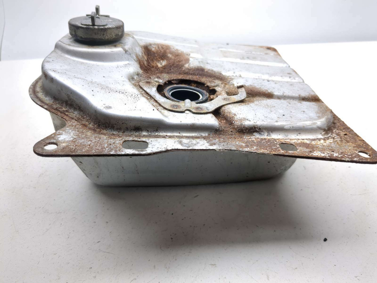 13 Honda Ruckus NPS50 Gas Fuel Tank Petrol Reservoir - Sun Coast
