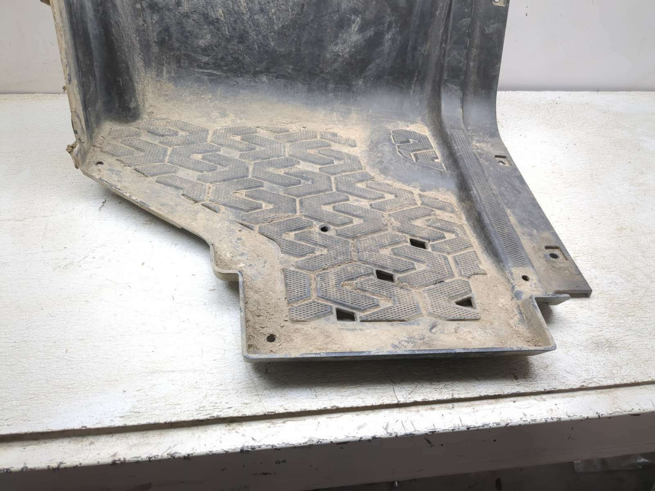 14-20 Kawasaki Teryx 800 KRF KRT Left Floorboard Footwell Cover