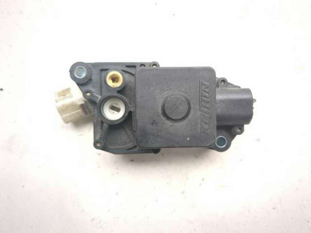 売却済み 08-18 Suzuki Hayabusa GSX1300R Secondary Throttle Valve Actuator