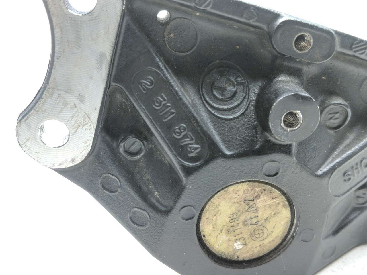 01-05 BMW R1150RS Bottom Lower Triple Tree Steering Clamp 2311874
