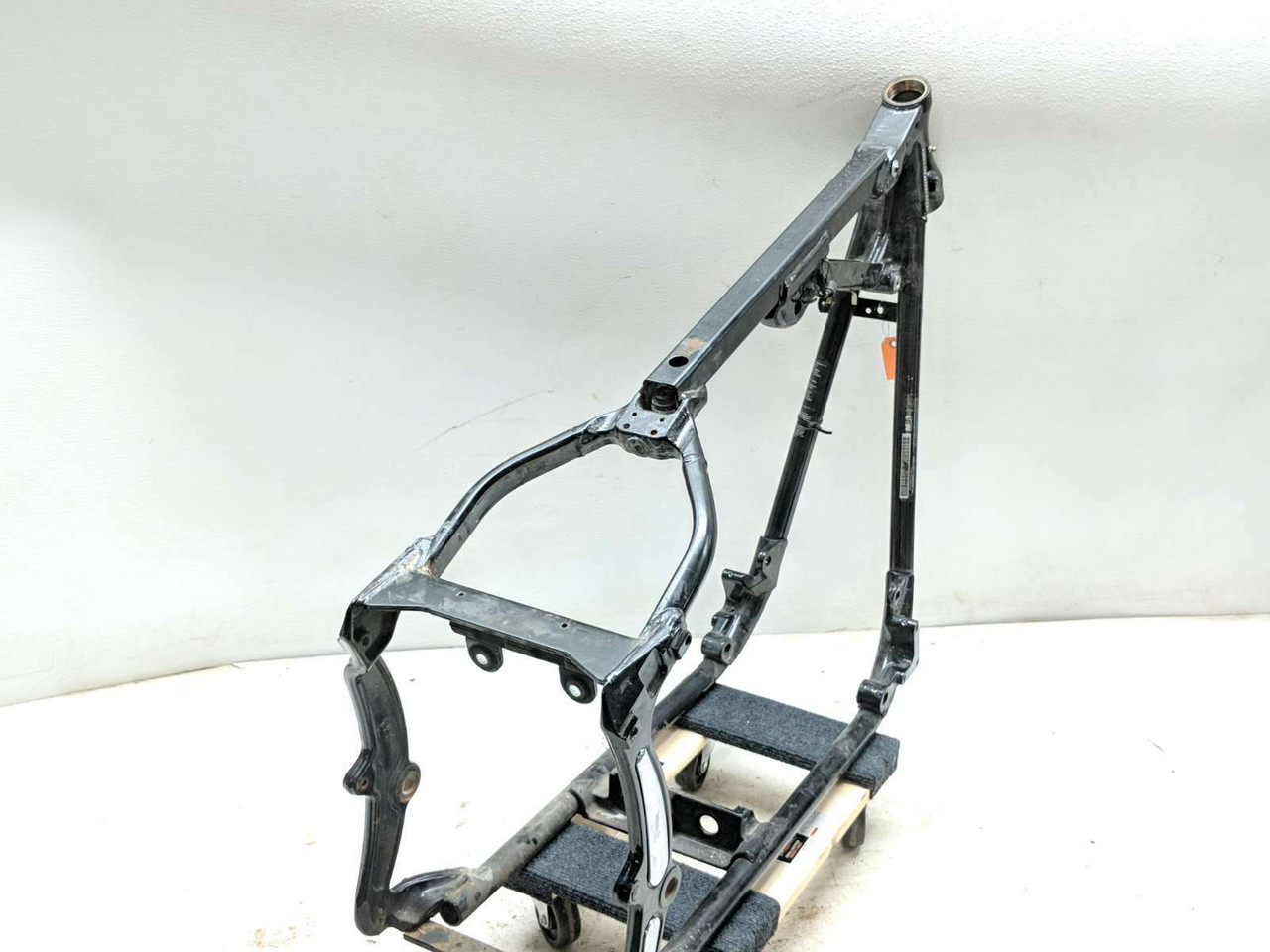 12 Harley Davidson Softail Deluxe FLSTN Main Frame Chassis