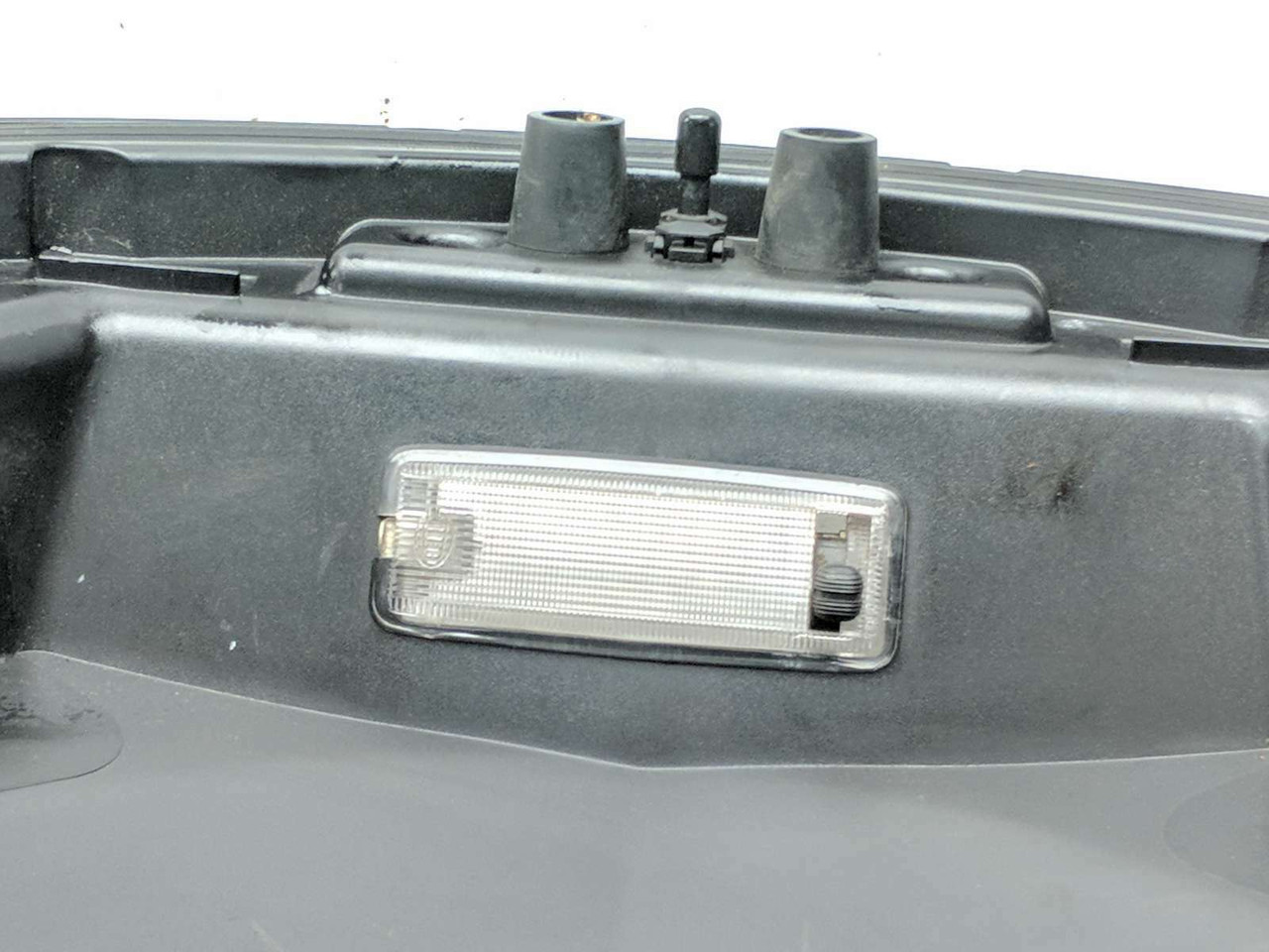 08-15 Victory Vision Inner Trunk Lid Cover Panel 5437267 - Sun