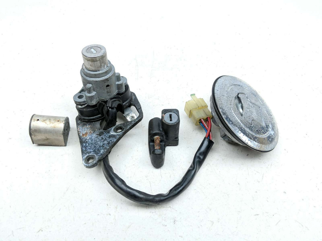 04-08 Honda VTX1800R VTX 1800 Lock Set Ignition Switch Cap Locks