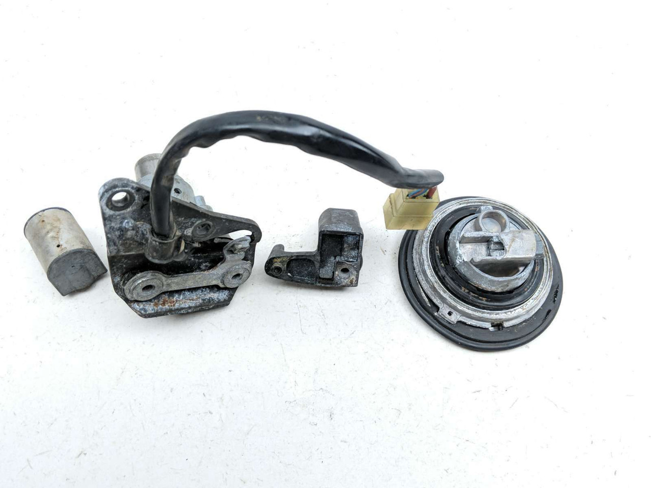 04-08 Honda VTX1800R VTX 1800 Lock Set Ignition Switch Cap Locks