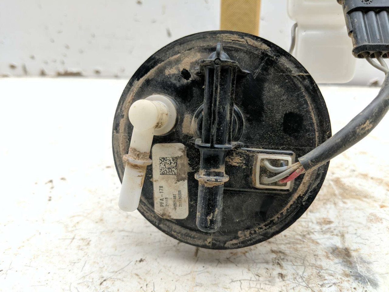 16-21 Polaris RZR XP Turbo Petrol Gas Fuel Pump Assembly 2521487