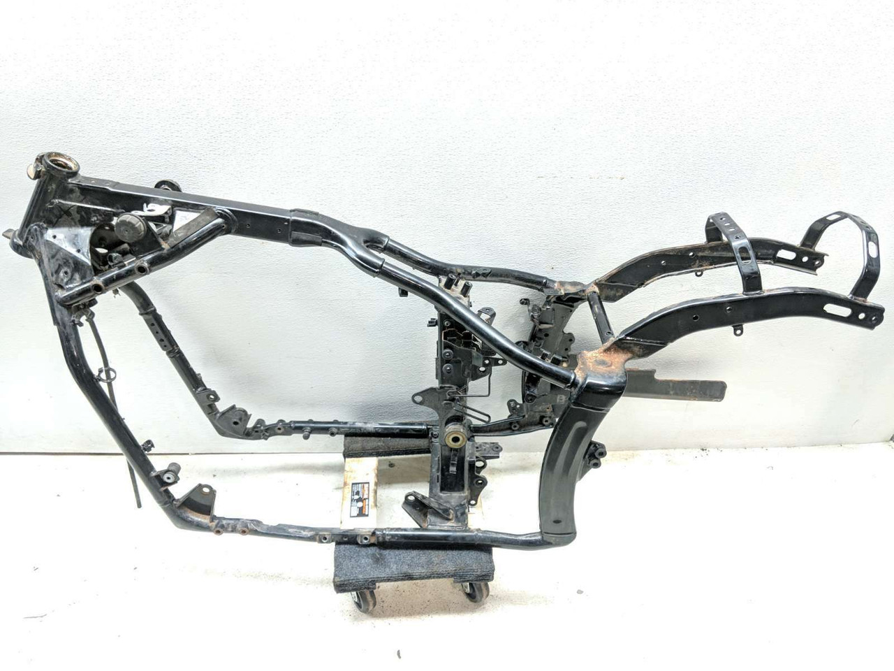 07-17 Yamaha V Star XVS1300 CT Main Frame Chassis STRAIGHT SLVG