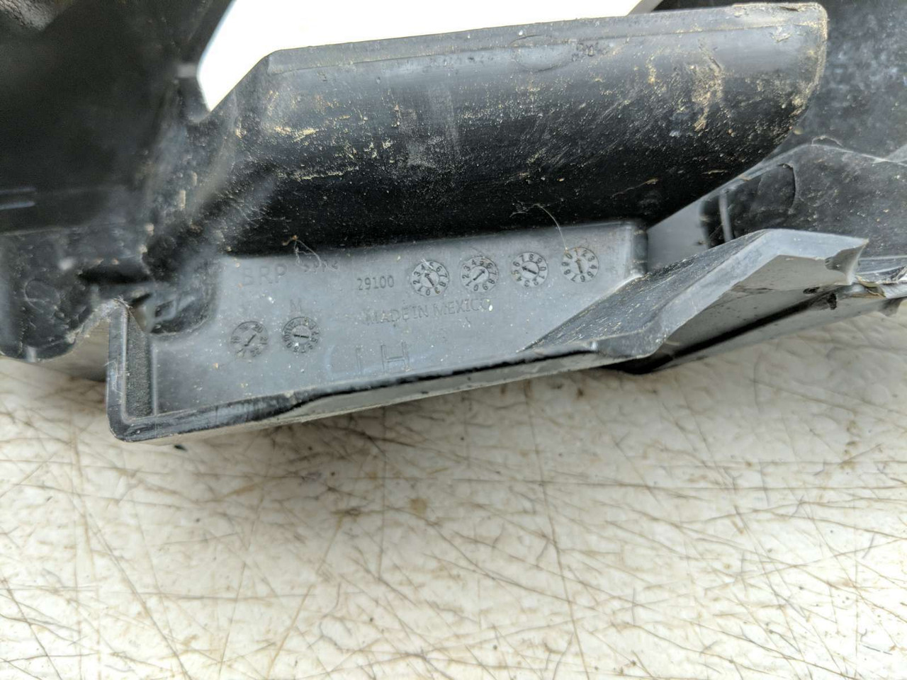 18-25 Seadoo RXT-X 300 RXTX Left Shell Cleat Covers 291004661