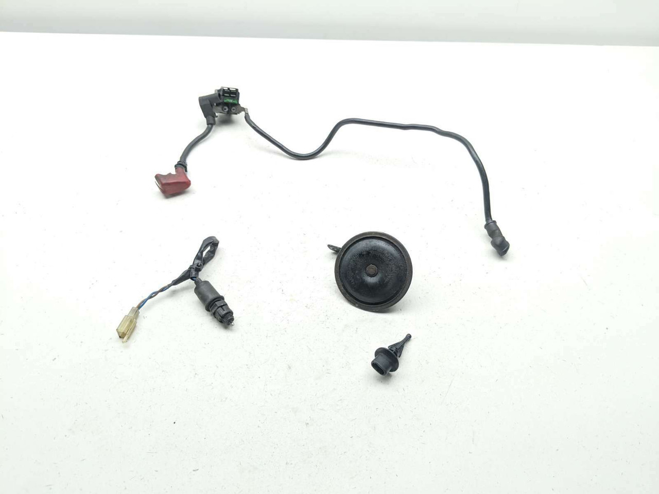 04 05 Kawasaki Ninja ZX10 ZX10R Horn Battery Terminal Brake Light