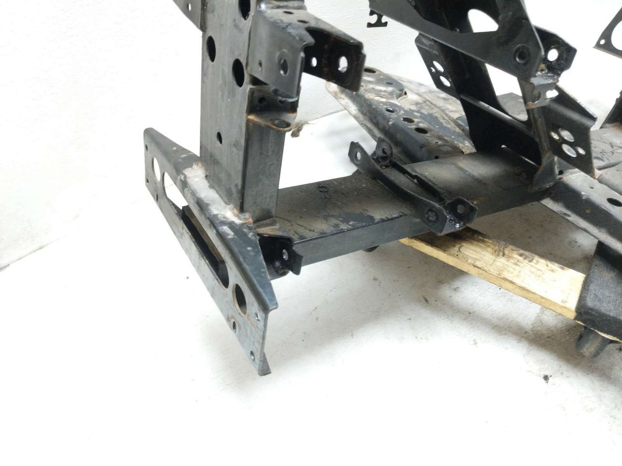 「RT-211600」 12-19 Can Am Spyder Roadster RT Limited Main Frame Chassis