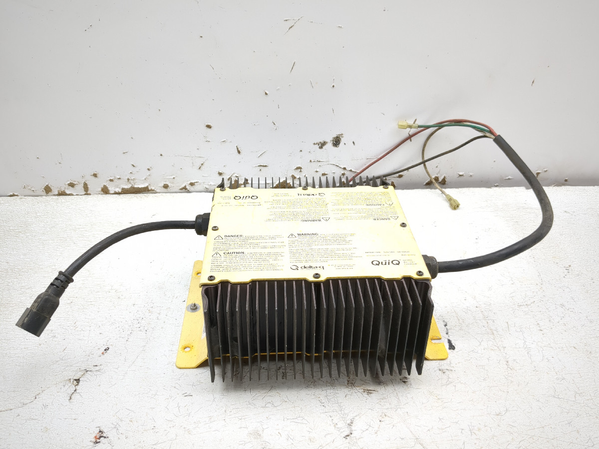 11 Polaris Gem EL Electric Golf Cart Delta-Q QuiQ Battery Charger