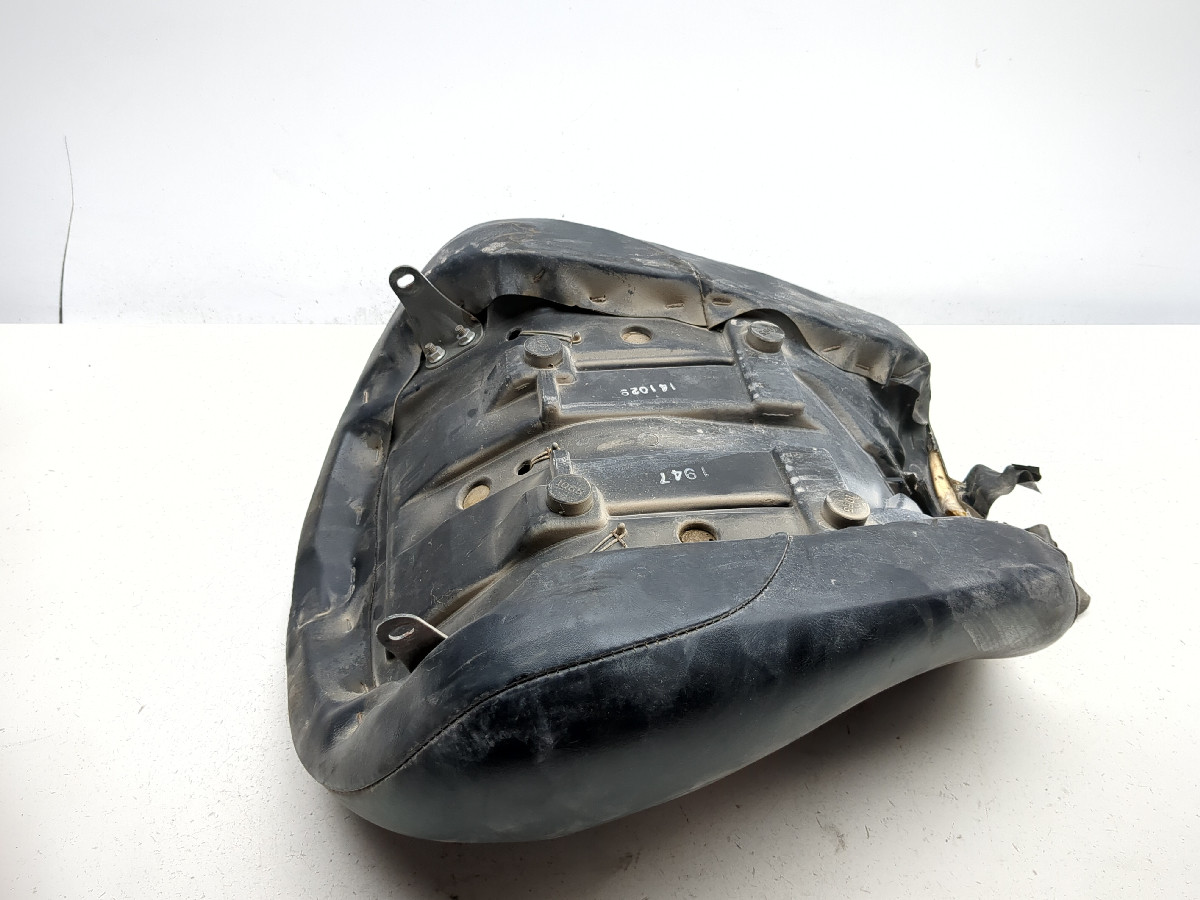98-04 Kawasaki VN1500 Vulcan Nomad Front Driver Seat - Sun Coast