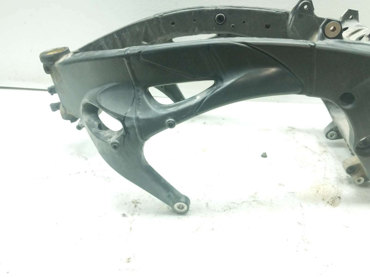 09-14 Yamaha YZF R1 Main Frame Chassis SLVG STRAIGHT - Sun Coast