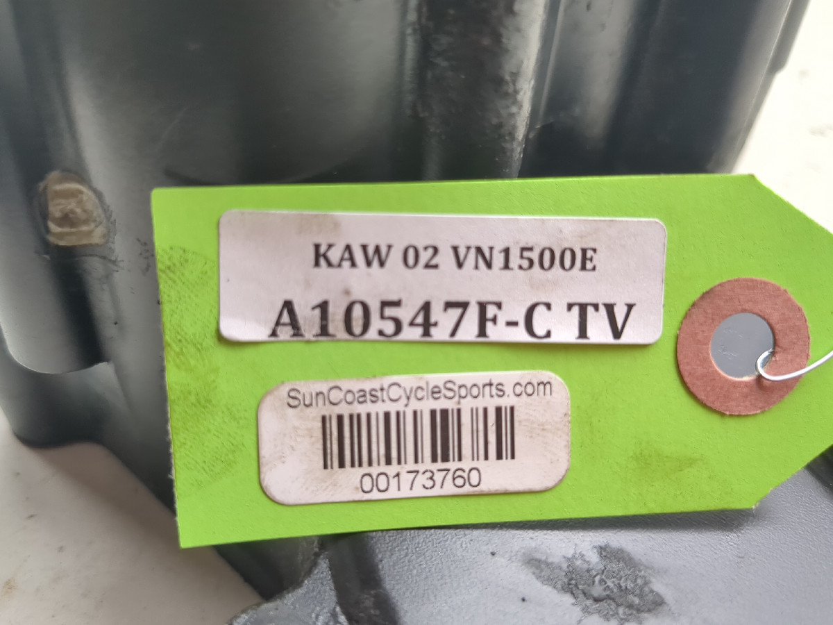 02 Kawasaki Vulcan 1500 Classic VN1500 Bevel Gear Housing Case