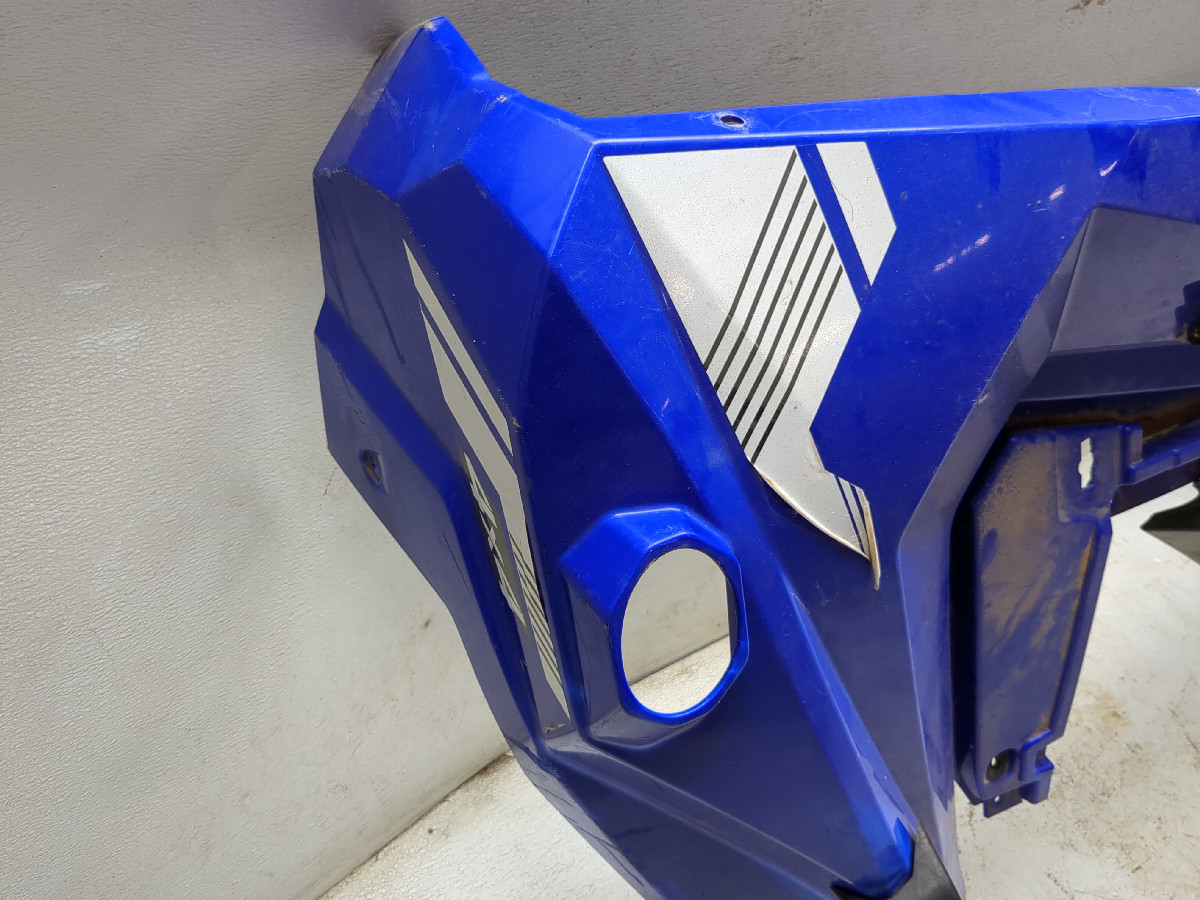 16-18 Yamaha Wolverine YXE700 Front Center Fener Hood Access Panel