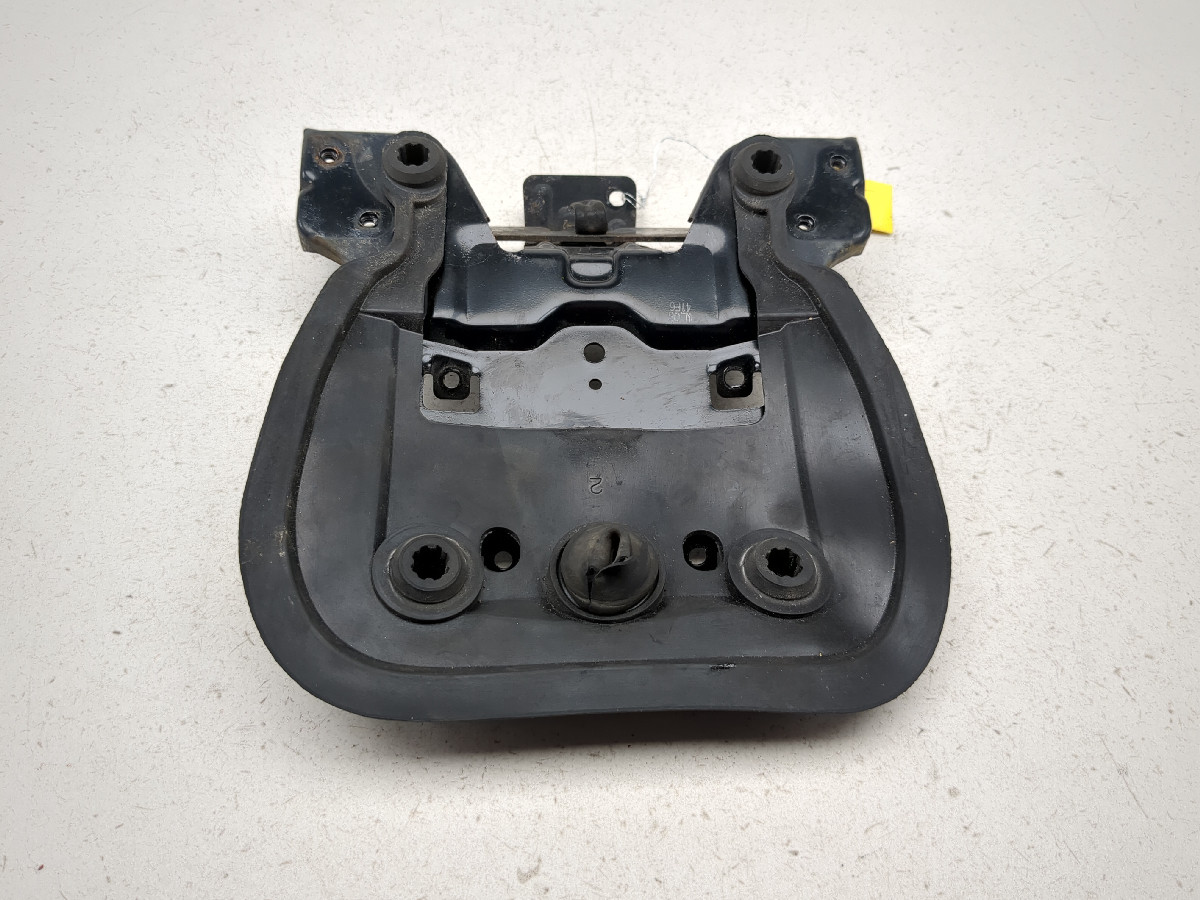 05-09 Suzuki Boulevard C50 VL800 License Plate Frame Tag Mount