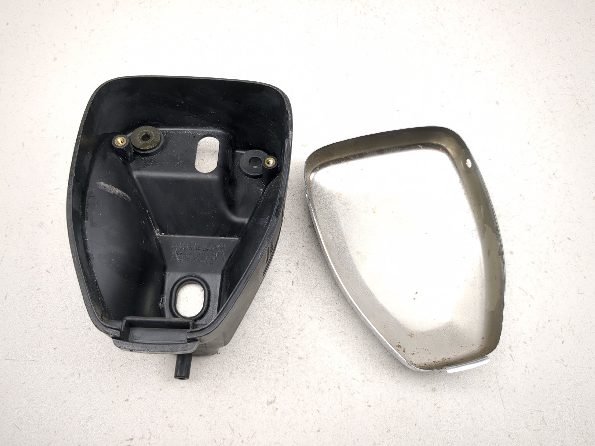 06 Honda VTX1800C VTX 1800 Radiator Overflow Bottle Tank Cover