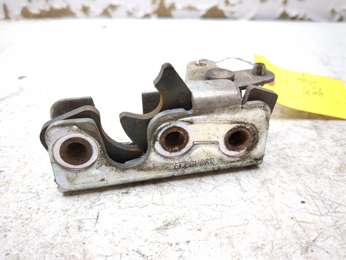 23 Yamaha Wolverine 1000 RMAX 4 Front Left Door Latch B4J-F16A0-02