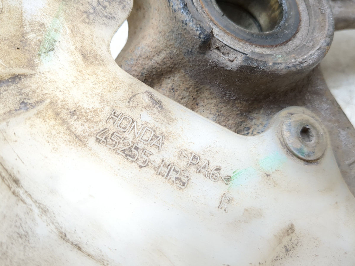14 Honda TRX500 Foreman 500 Front Right Wheel Spindle Knuckle W