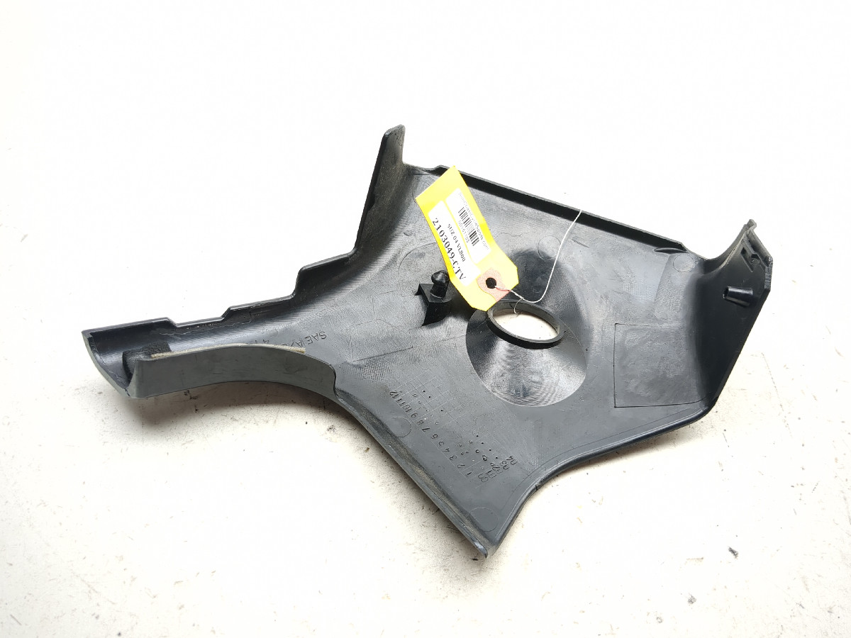 92-04 Suzuki VL 800 Intruder Front Left Right Neck Cover Panel