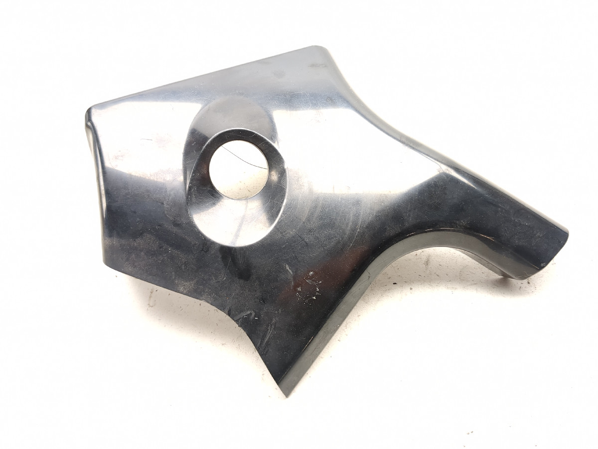92-04 Suzuki VL800 Intruder Front Right Neck Cover Panel 47351