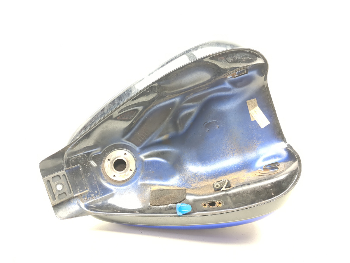 92-04 Suzuki VL800 Intruder Gas Fuel Tank Petrol Reservoir W/ Gas