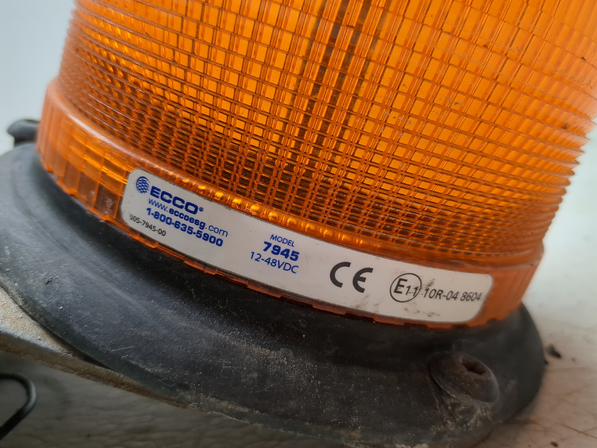 06-10 Kubtoa RTV 900 ECCO Safety Strobe Light - Sun Coast Cycle