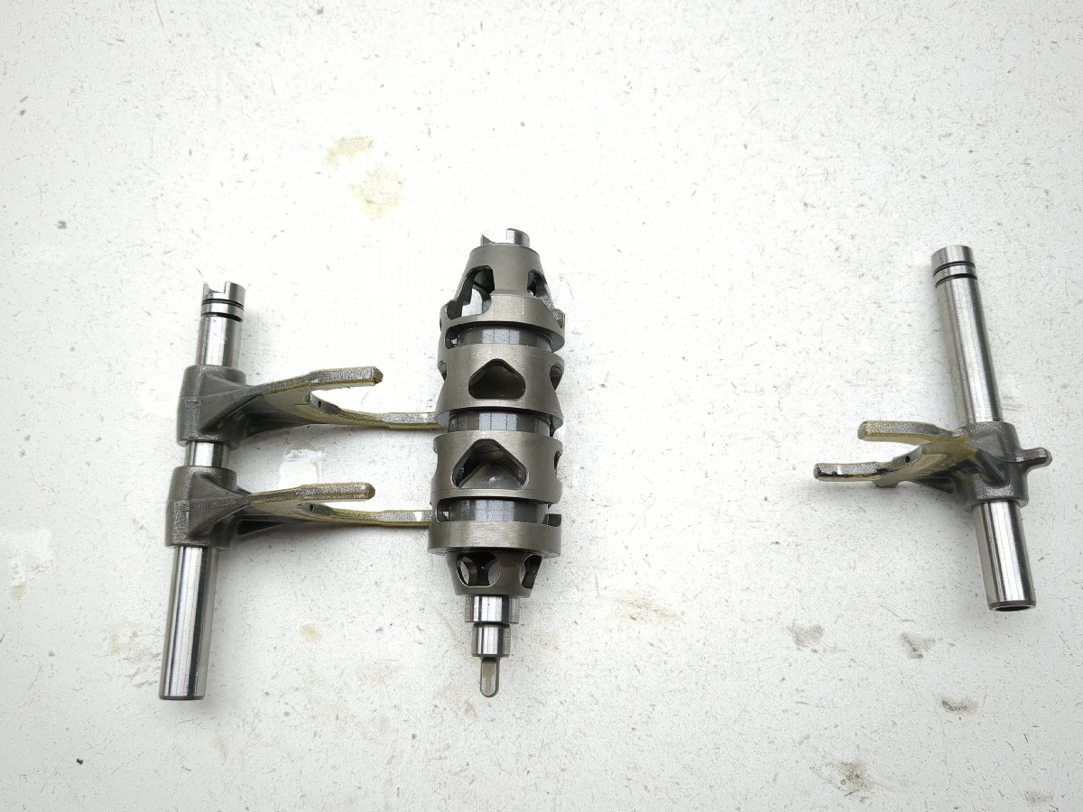 パーツ BMWs1000rr 15-18 BMW S1000RR Transmission Shift Shifter Forks and Drum - Sun
