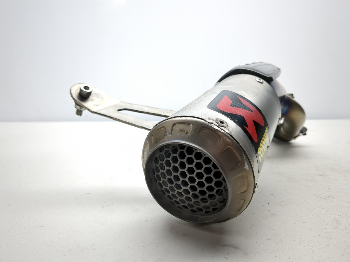 15-18 BMW S1000RR Akropovic Full Exhaust Muffler Silencer Cans