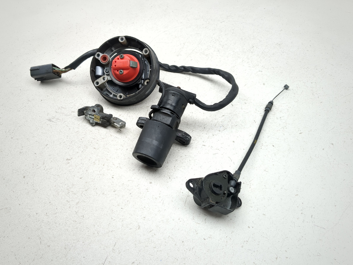 CRページ 12-15 Triumph Tiger Explorer Lock Set Ignition Switch Cap And Key