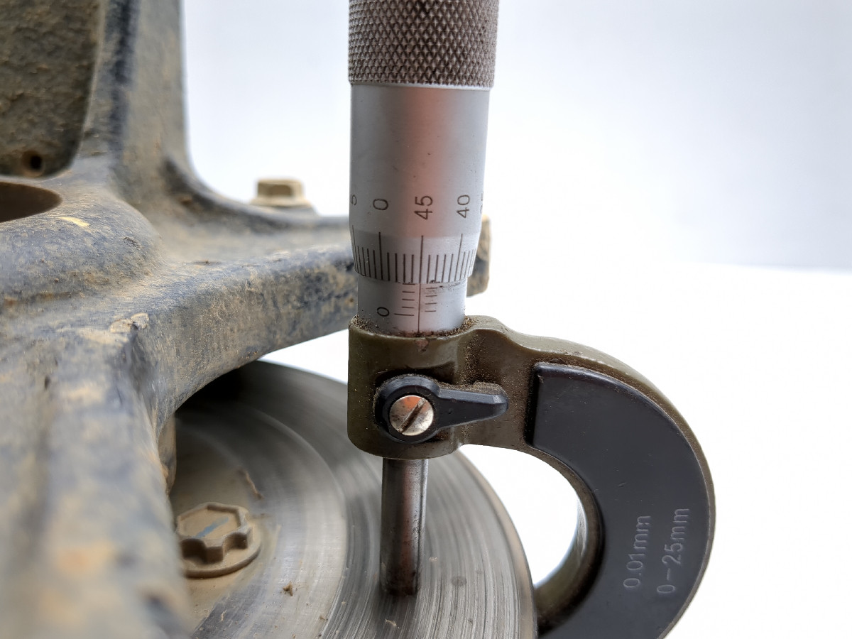 18-25 Kubota RTV XG850 Sidekick Front Left Spindle Knuckle Carrier